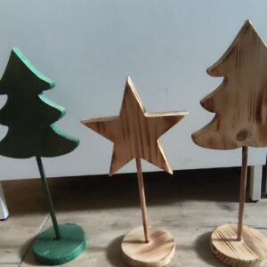 Ręcznie Wypalane Figurki Bożonarodzeniowe z Drewna